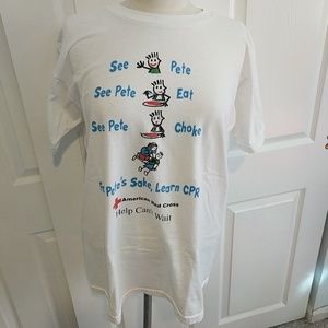 💞Rare Vintage Red Cross t-shirt